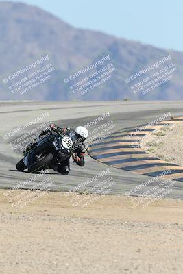 media/Oct-05-2025-CVMA (Sun) [[beeef4f201]]/Race 11-500-400(4)-350 Supersport/